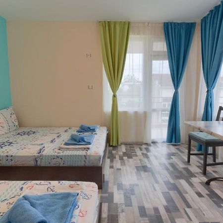 Kazlarov Guest House كيتن المظهر الخارجي الصورة