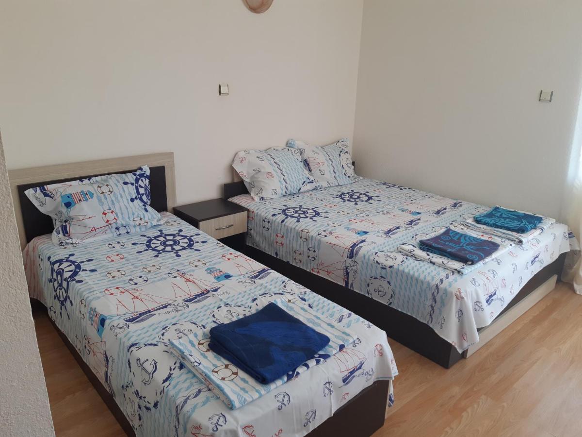 Kazlarov Guest House كيتن المظهر الخارجي الصورة