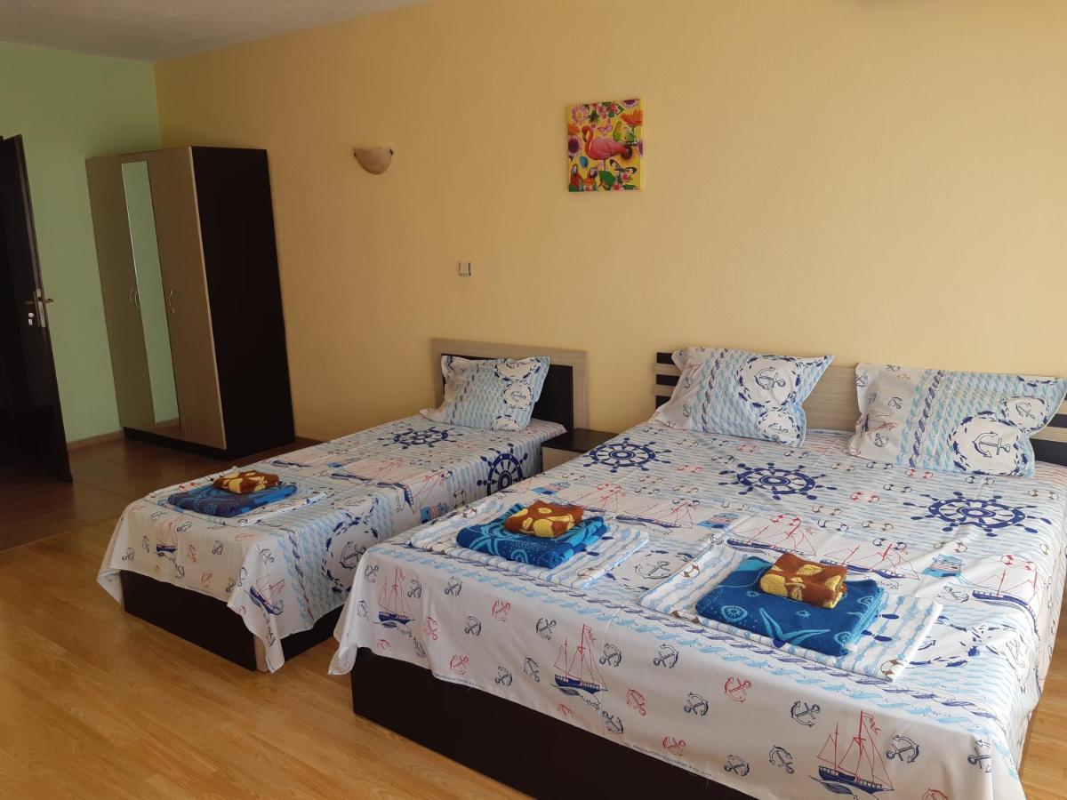 Kazlarov Guest House كيتن المظهر الخارجي الصورة