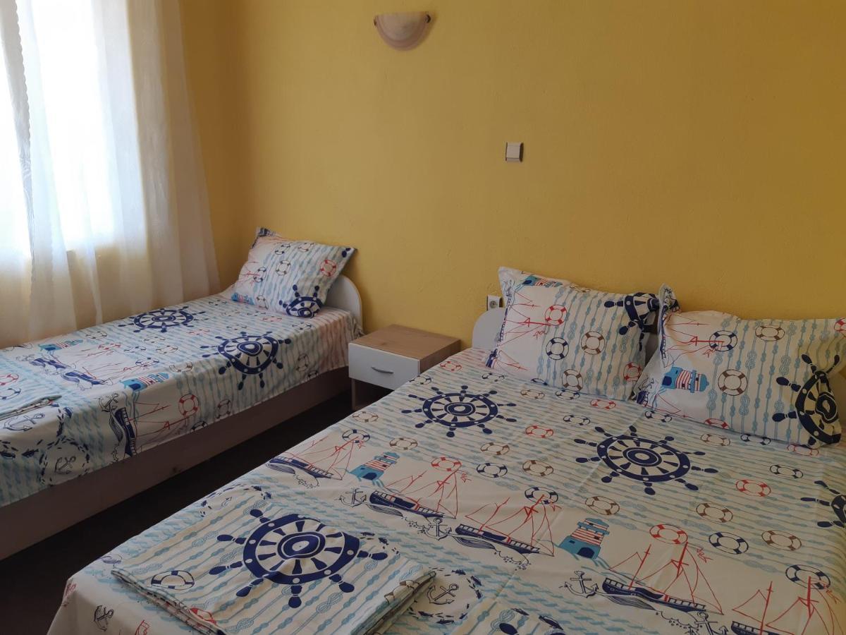 Kazlarov Guest House كيتن المظهر الخارجي الصورة