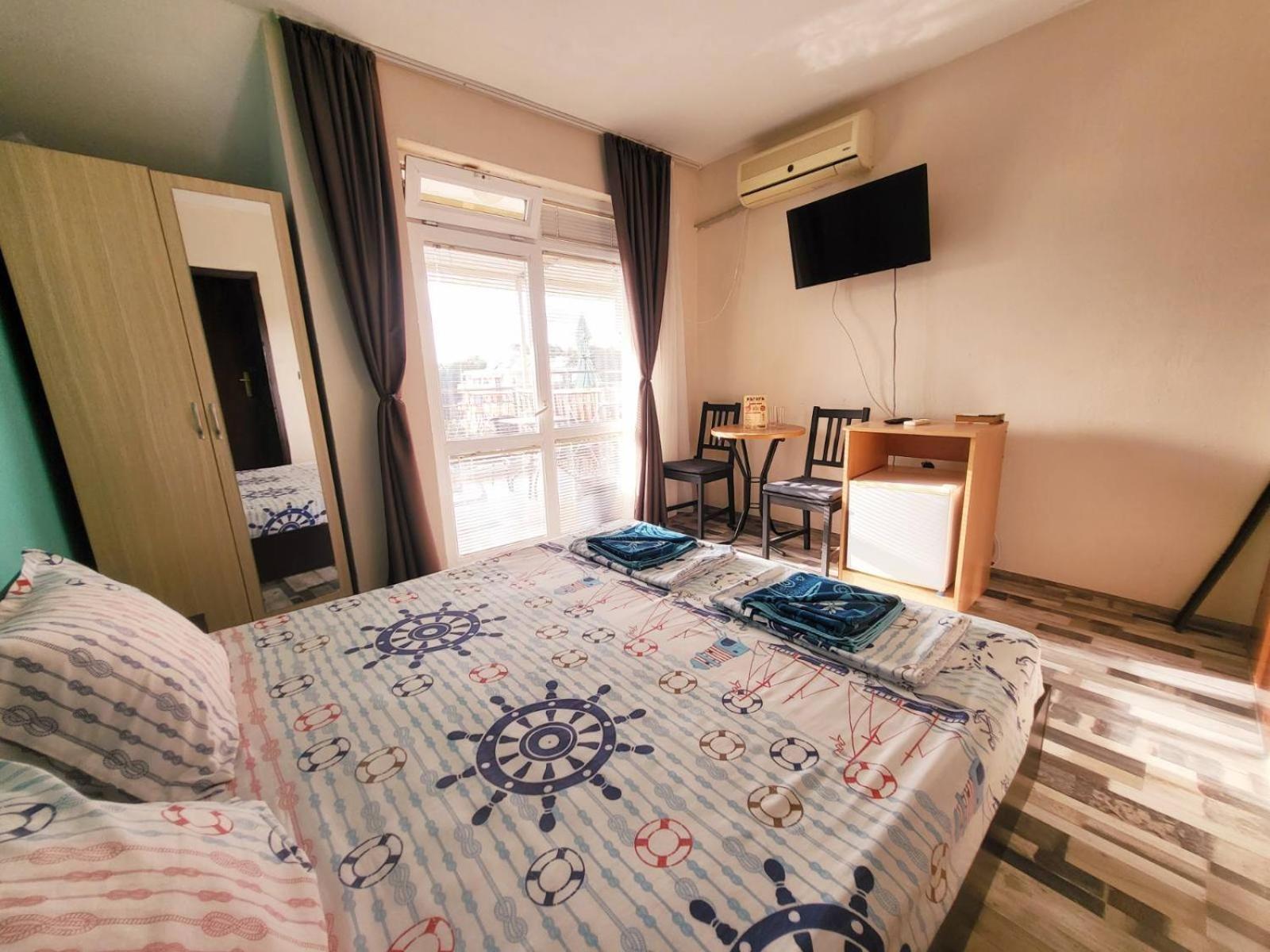 Kazlarov Guest House كيتن المظهر الخارجي الصورة