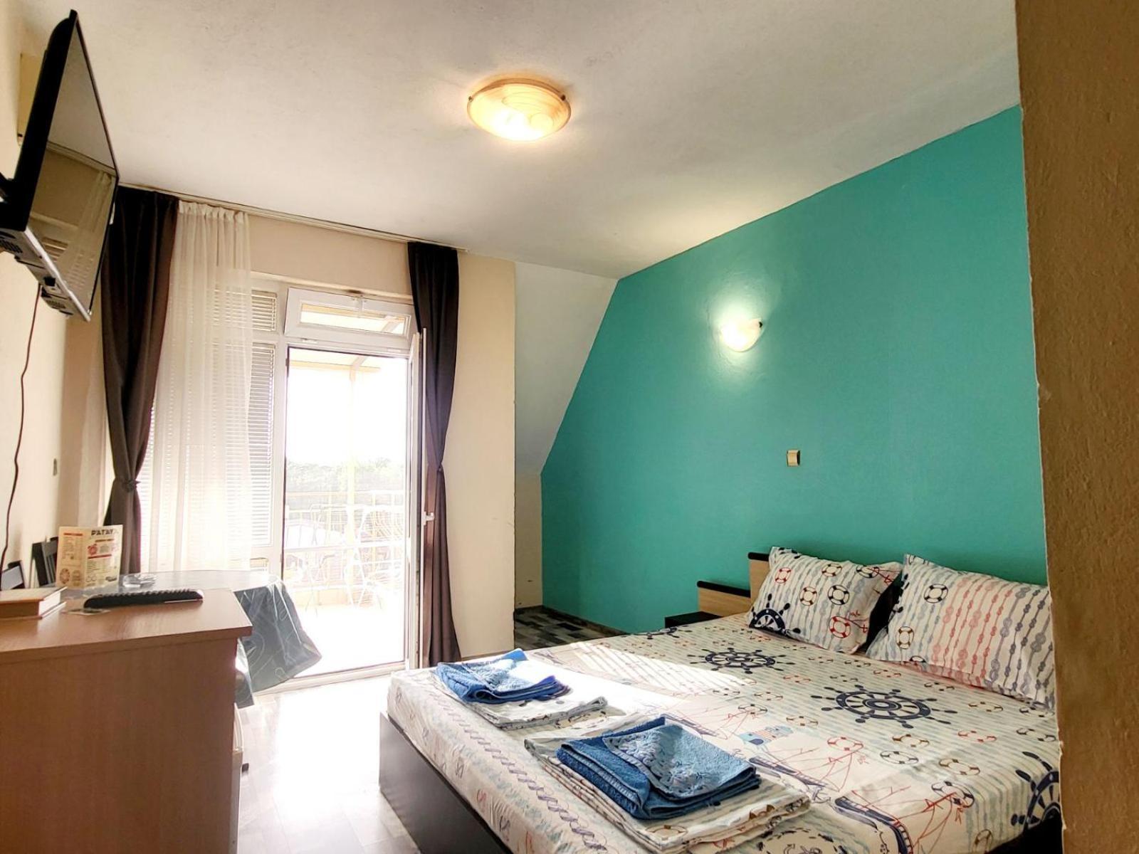 Kazlarov Guest House كيتن المظهر الخارجي الصورة