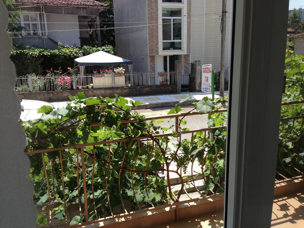 Kazlarov Guest House كيتن المظهر الخارجي الصورة